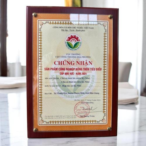 Chứng Nhận Sản Phẩm Công Nghiệp Nông Thôn Tiêu Biểu